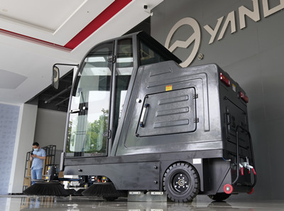 駕駛式掃地機(jī) 駕駛式掃地機(jī)